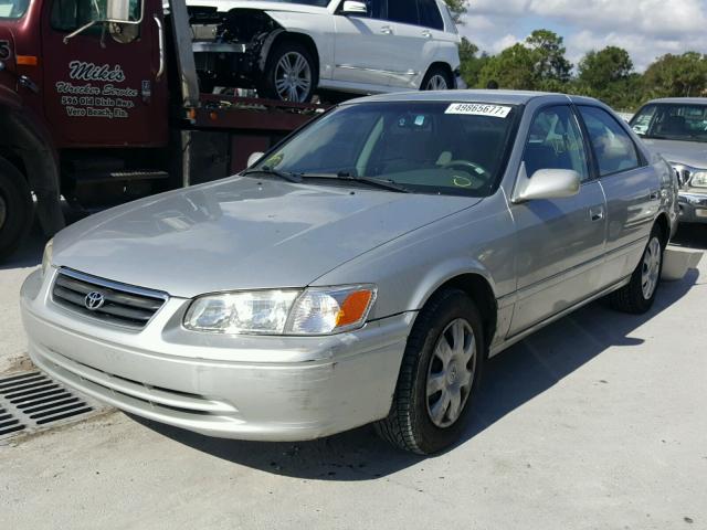 4T1BG22K51U790304 - 2001 TOYOTA CAMRY CE SILVER photo 2