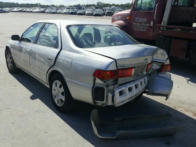 4T1BG22K51U790304 - 2001 TOYOTA CAMRY CE SILVER photo 3