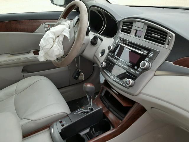 4T1BK3DB9BU418158 - 2011 TOYOTA AVALON BAS WHITE photo 9