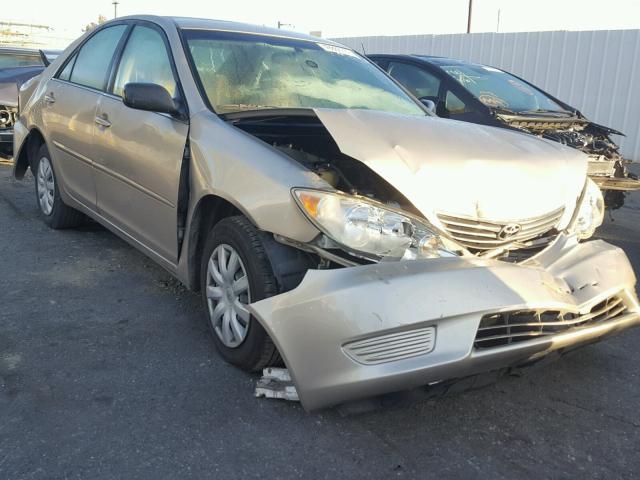 JTDBE32K663045784 - 2006 TOYOTA CAMRY LE BEIGE photo 1