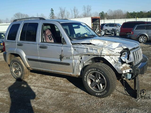 1J4GL48K84W295073 - 2004 JEEP LIBERTY SP SILVER photo 9