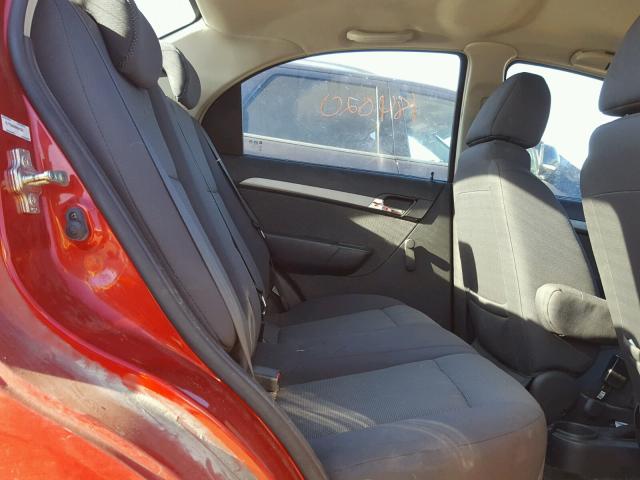 KL1TD56E09B391323 - 2009 CHEVROLET AVEO LS RED photo 6
