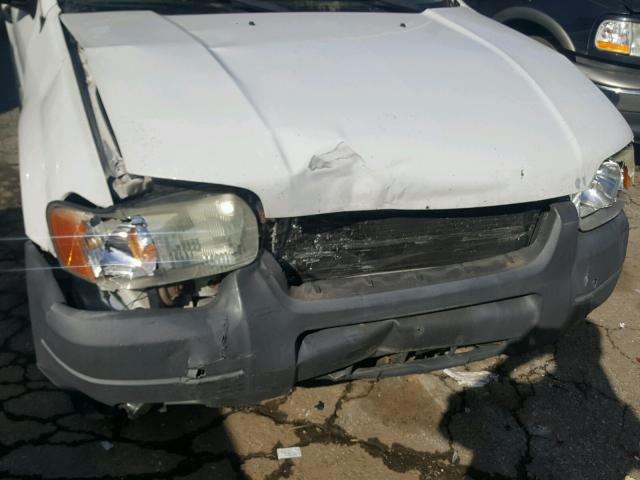 1FMYU93123KC86051 - 2003 FORD ESCAPE XLT WHITE photo 9