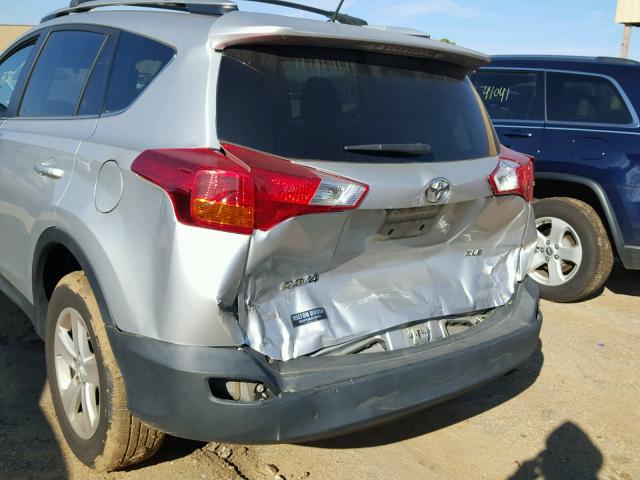 2T3WFREV5DW009277 - 2013 TOYOTA RAV4 XLE SILVER photo 9