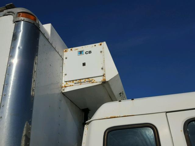 JALF5C13237700599 - 2003 ISUZU FRR WHITE photo 6