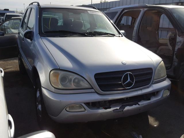 4JGAB54E22A351017 - 2002 MERCEDES-BENZ ML 320 SILVER photo 1