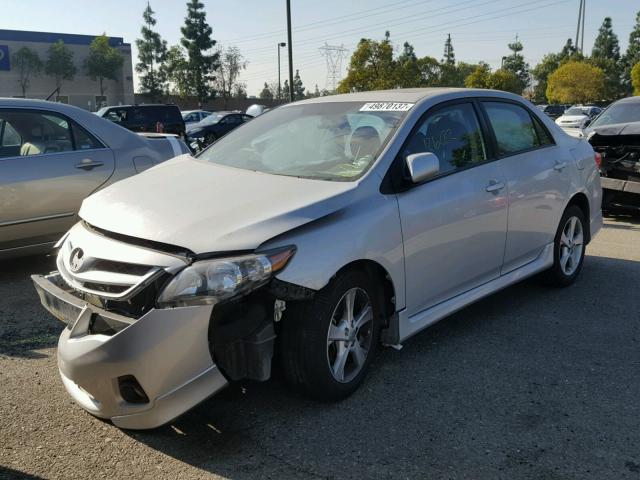 2T1BU4EEXCC914324 - 2012 TOYOTA COROLLA BA SILVER photo 2