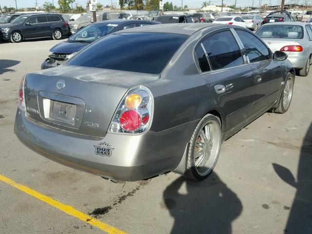 1N4AL11D83C159604 - 2003 NISSAN ALTIMA BAS GOLD photo 4