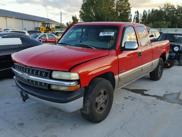 1GCEC19V6XZ166871 - 1999 CHEVROLET SILVERADO RED photo 2