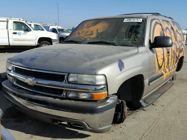 1GNEC13T92J161993 - 2002 CHEVROLET TAHOE C150 GOLD photo 2