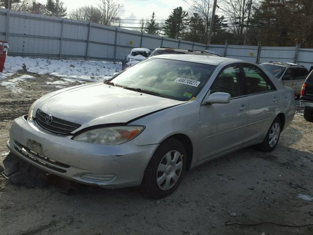 4T1BE32K43U700641 - 2003 TOYOTA CAMRY LE SILVER photo 2