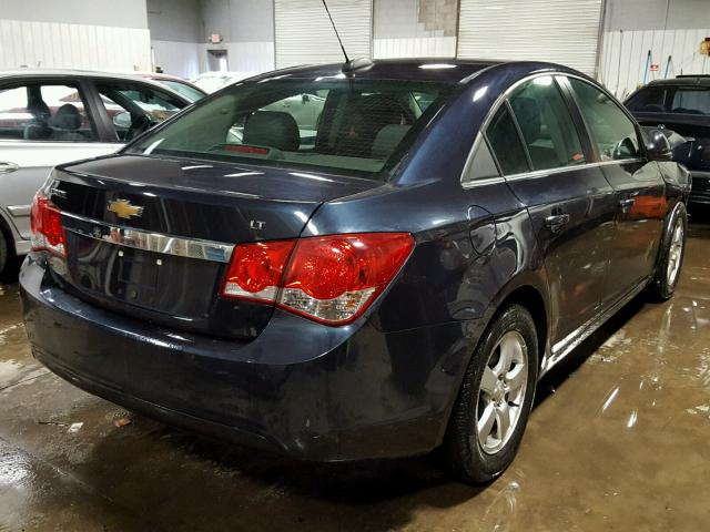 1G1PE5SB3G7107274 - 2016 CHEVROLET CRUZE LIMI BLUE photo 4