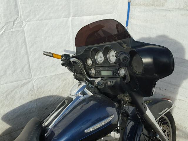 1HD1KEM19CB631691 - 2012 HARLEY-DAVIDSON FLHTK ELEC 蓝色 照片 5