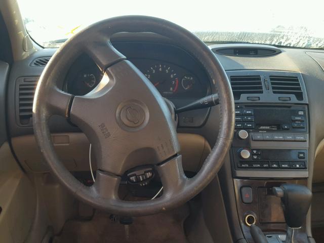 JN1CA31D5YT763450 - 2000 NISSAN MAXIMA GLE GREEN photo 9