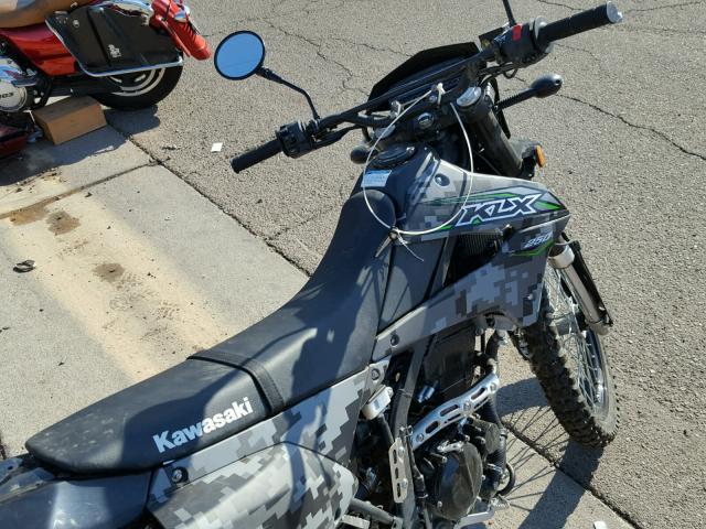 JKALXMS17JDA27502 - 2018 KAWASAKI KLX250 SJ GRAY photo 5