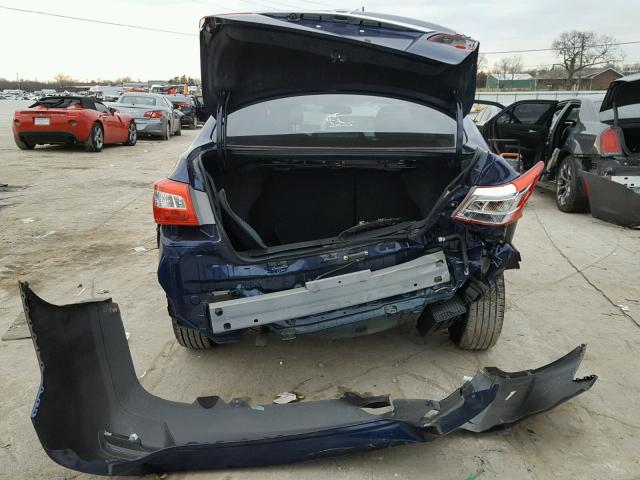 3N1AB7AP5HL641679 - 2017 NISSAN SENTRA S BLUE photo 9