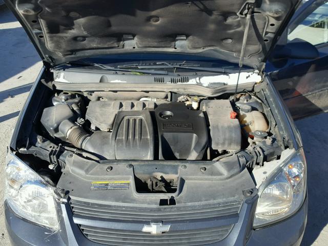 1G1AK58F387262627 - 2008 CHEVROLET COBALT LS GRAY photo 7