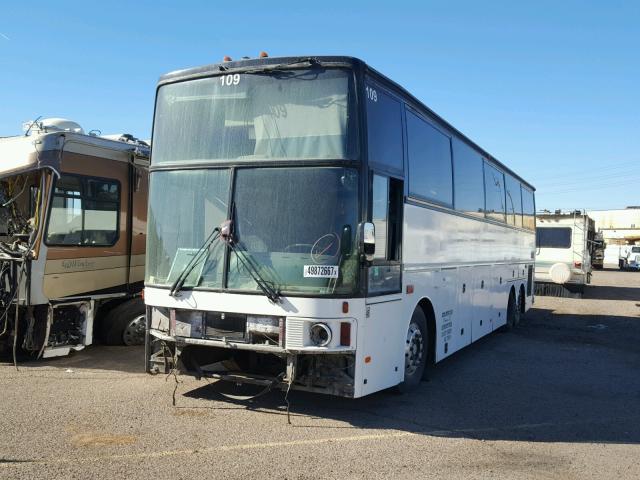 YE2TA88B9N2019646 - 1992 VAN HOOL T815 WHITE photo 2