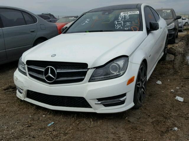 WDDGJ4HB6EG299121 - 2014 MERCEDES-BENZ C 250 WHITE photo 2