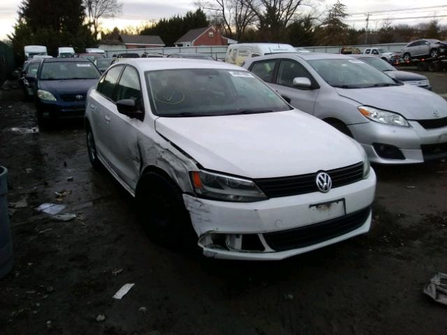 3VW2K7AJ4BM305257 - 2011 VOLKSWAGEN JETTA BASE WHITE photo 1