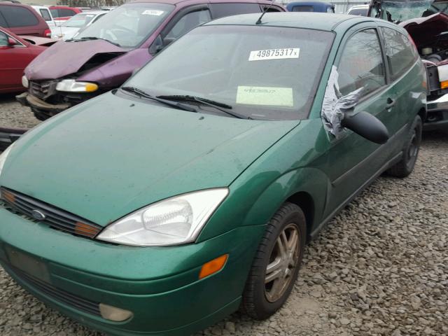 3FAFP313X2R168625 - 2002 FORD FOCUS ZX3 GREEN photo 2