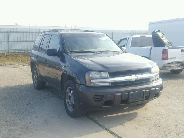 1GNDT13S472170038 - 2007 CHEVROLET TRAILBLAZE GRAY photo 1