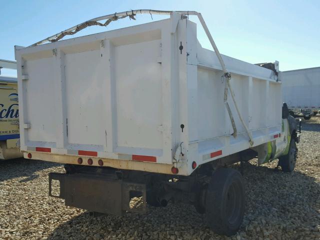 1FDAF56F81EC03746 - 2001 FORD F550 SUPER WHITE photo 4