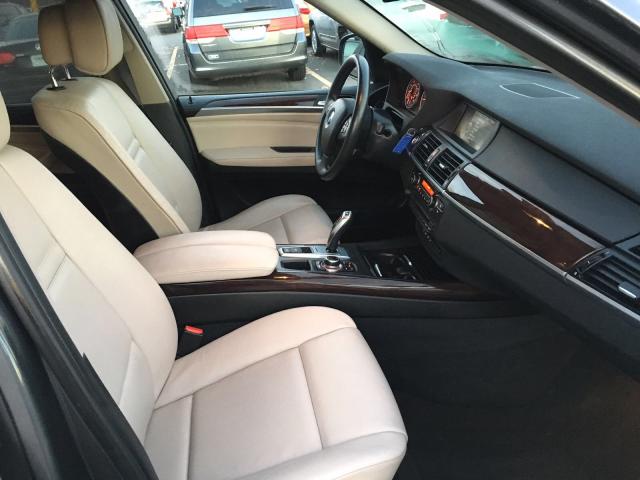 5UXZW0C51BL657841 - 2011 BMW X5 XDRIVE3 Серый фото 10