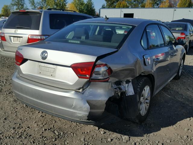 1VWAP7A34DC026376 - 2013 VOLKSWAGEN PASSAT S SILVER photo 4