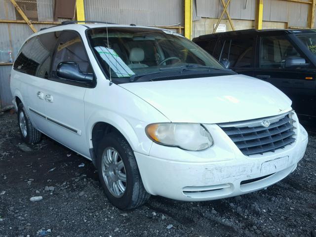 2A4GP54L36R868918 - 2006 CHRYSLER TOWN & COU WHITE photo 1