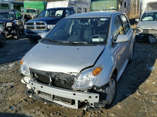 JTKKT624960146711 - 2006 TOYOTA SCION XA SILVER photo 2