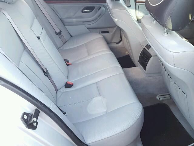 WBADT43402GZ99919 - 2002 BMW 525 I AUTO SILVER photo 6