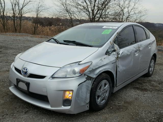 JTDKN3DU3B5323568 - 2011 TOYOTA PRIUS SILVER photo 2