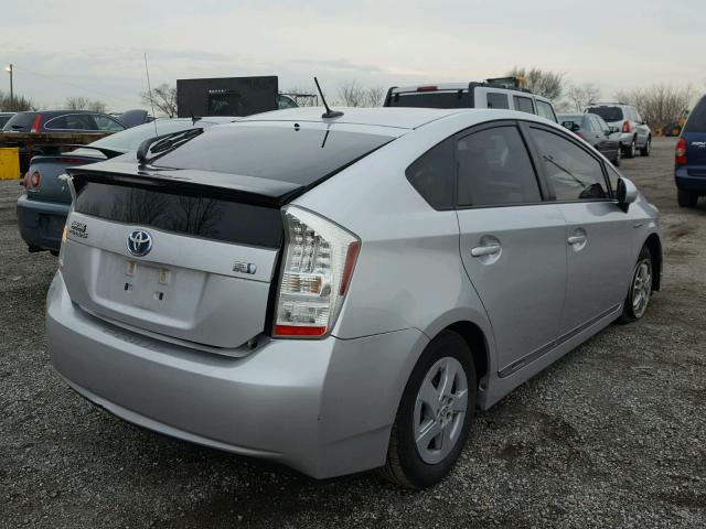 JTDKN3DU3B5323568 - 2011 TOYOTA PRIUS SILVER photo 4