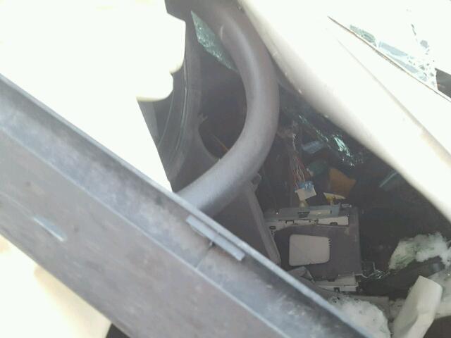 1G2NF52E54M689885 - 2004 PONTIAC GRAND AM S 白色 照片 9