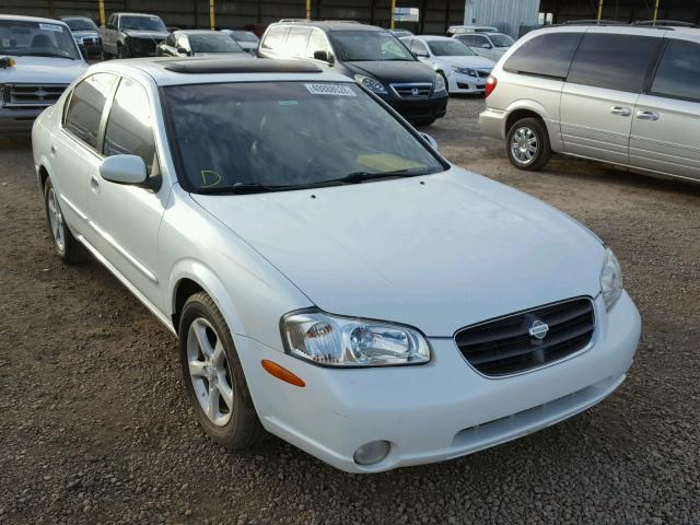 JN1CA31D81T603780 - 2001 NISSAN MAXIMA GXE WHITE photo 1