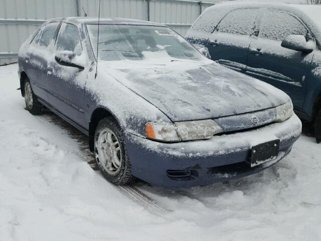 3N1AB41D6XL113068 - 1999 NISSAN SENTRA BAS GRAY photo 1