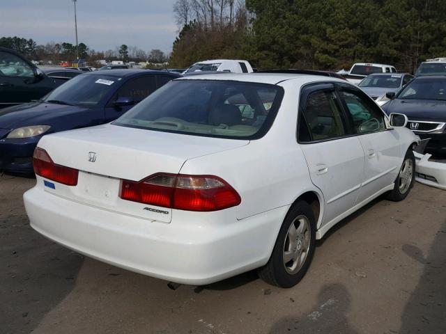 1HGCG5667YA013496 - 2000 HONDA ACCORD EX WHITE photo 4