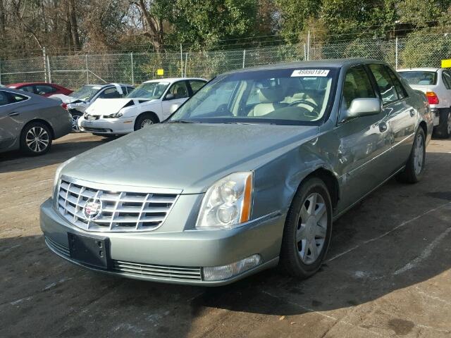 1G6KD57YX7U125793 - 2007 CADILLAC DTS GRAY photo 2