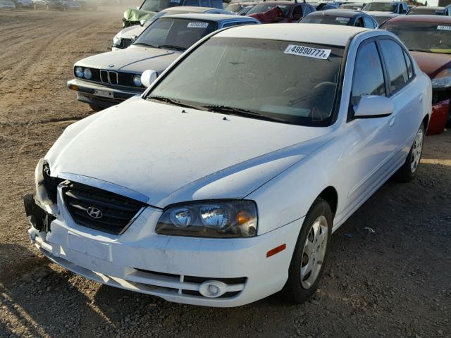 KMHDN46D05U172982 - 2005 HYUNDAI ELANTRA GL WHITE photo 2