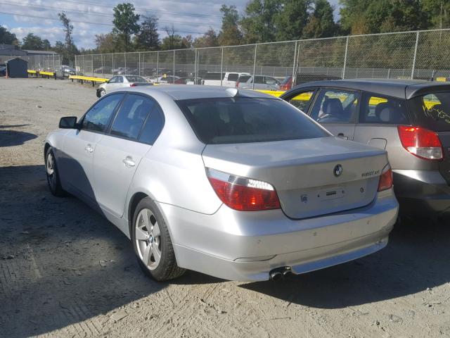 WBANF33507CS41043 - 2007 BMW 525 XI SILVER photo 3