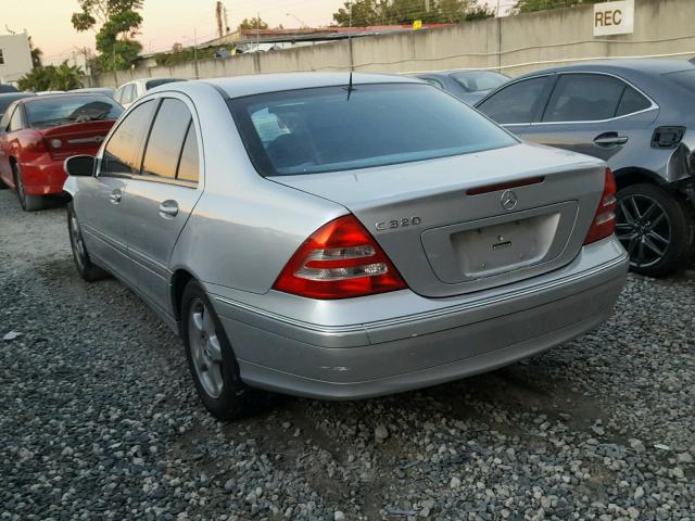 WDBRF64J61F081465 - 2001 MERCEDES-BENZ C 320 SILVER photo 3