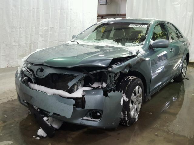 4T1BF3EK4AU539763 - 2010 TOYOTA CAMRY BASE BLUE photo 2