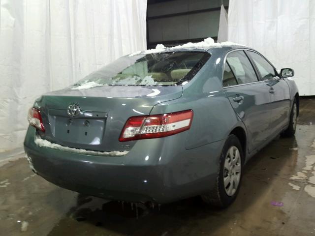 4T1BF3EK4AU539763 - 2010 TOYOTA CAMRY BASE BLUE photo 4