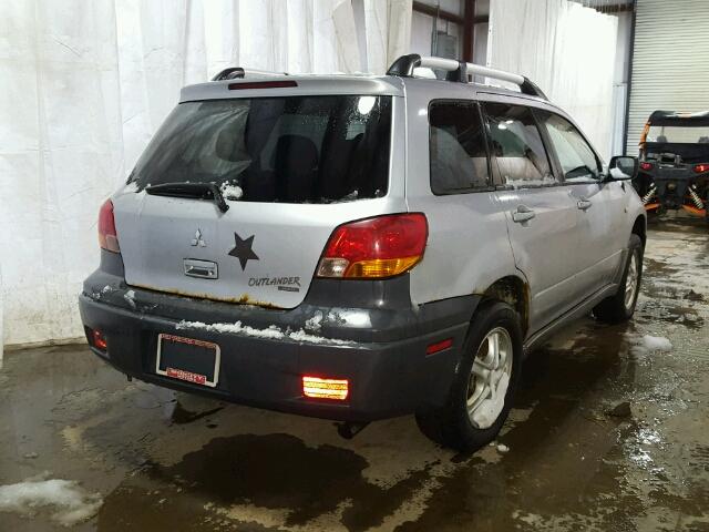 JA4LZ31F04U063678 - 2004 MITSUBISHI OUTLANDER SILVER photo 4