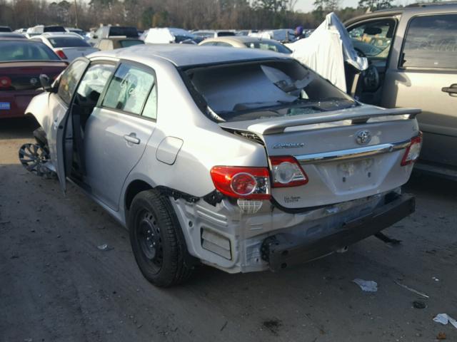 2T1BU4EE8CC795219 - 2012 TOYOTA COROLLA BA SILVER photo 3