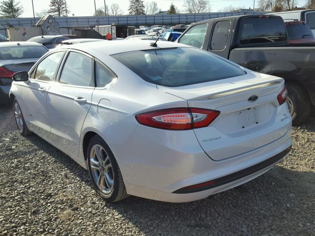 3FA6P0LUXFR247786 - 2015 FORD FUSION SE WHITE photo 3