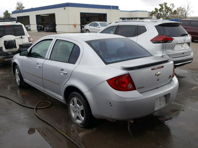 1G1AK52F357581028 - 2005 CHEVROLET COBALT SILVER photo 3