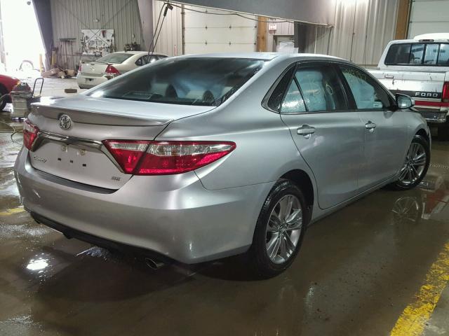 4T1BF1FK5HU337057 - 2017 TOYOTA CAMRY LE SILVER photo 4