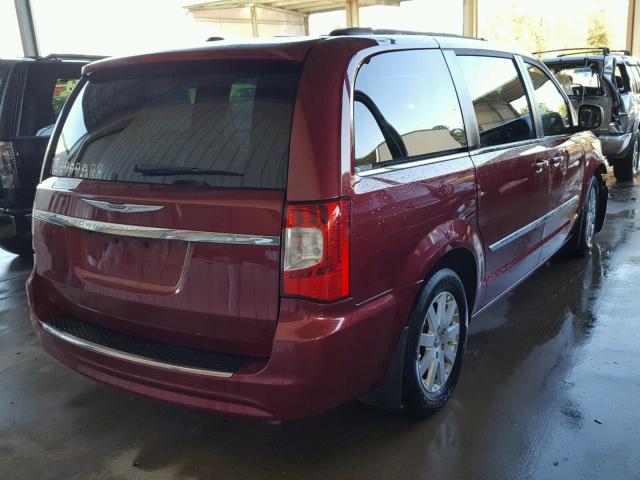 2C4RC1BG3DR604507 - 2013 CHRYSLER TOWN & COU RED photo 4